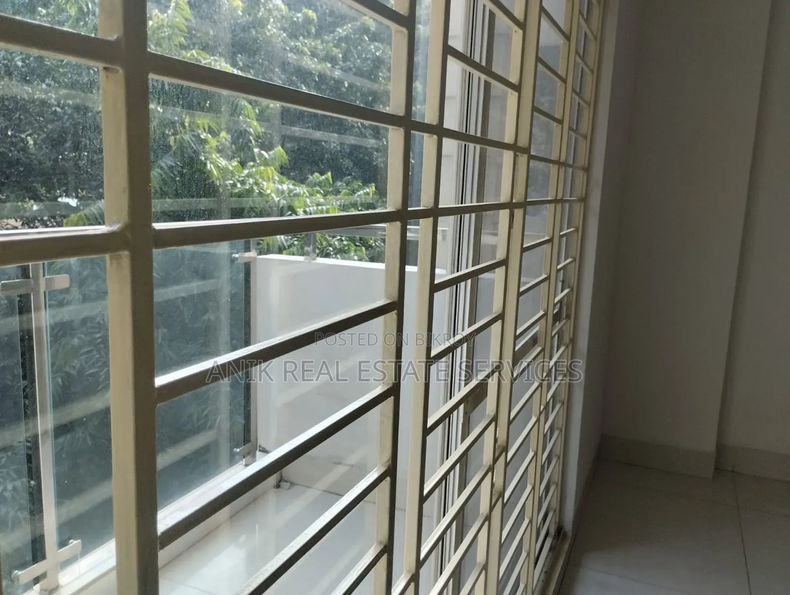 4-bedroom Apartment in Anik Real Estate, Banani for Rent