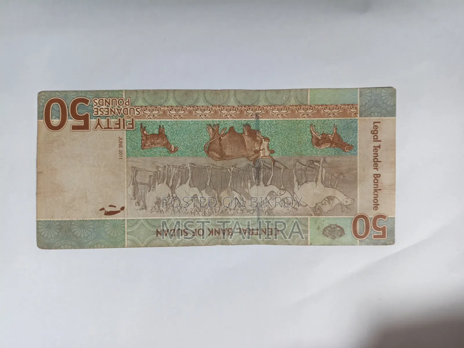 Note collection of various countries for collectors.