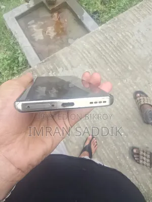 রিয়েলমি ১২ প্রো ২৫৬ জিবি