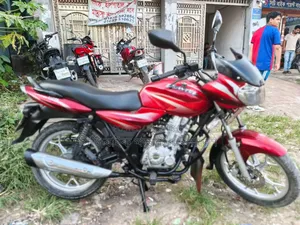 নিউ বাজাজ ডিসকভার ১২৫ ২০১৭ লাল
