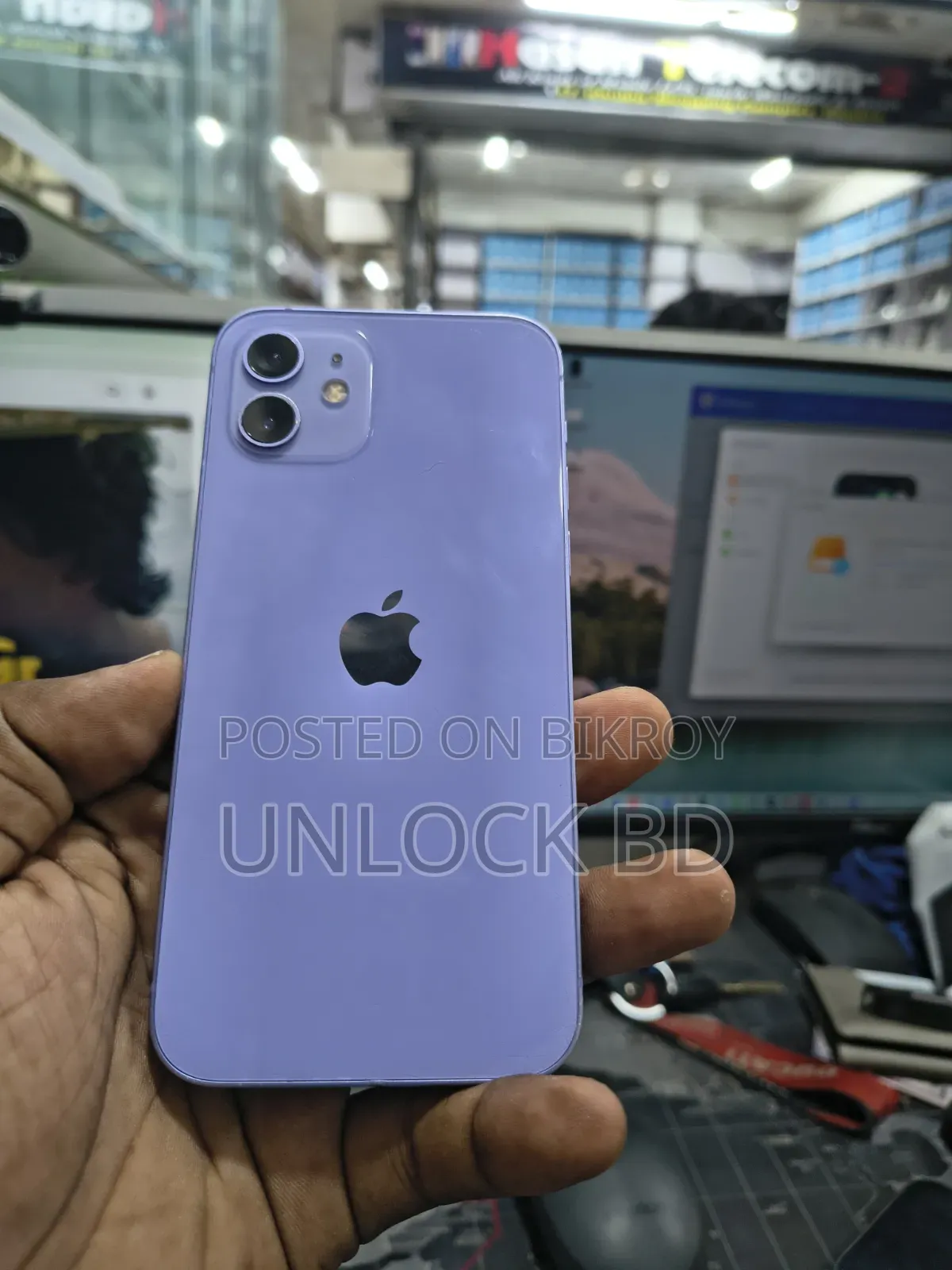Apple iPhone 12 64 GB Purple