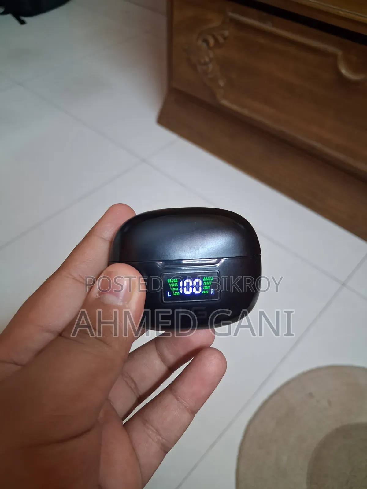 Weaess Ear Buds HG-A10 LED Display