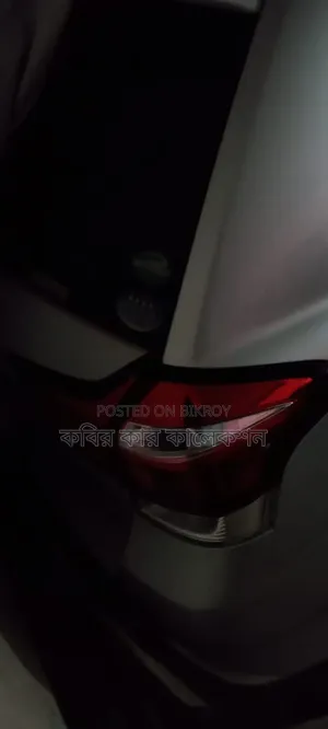 Toyota Corolla Fielder 2019 Silver