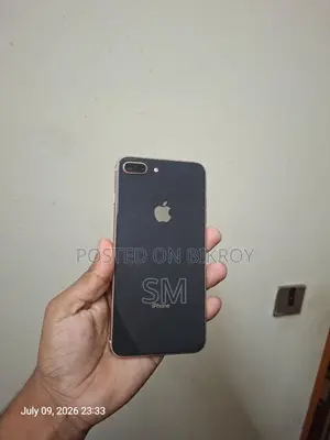 Apple iPhone 8 Plus 64 GB Black