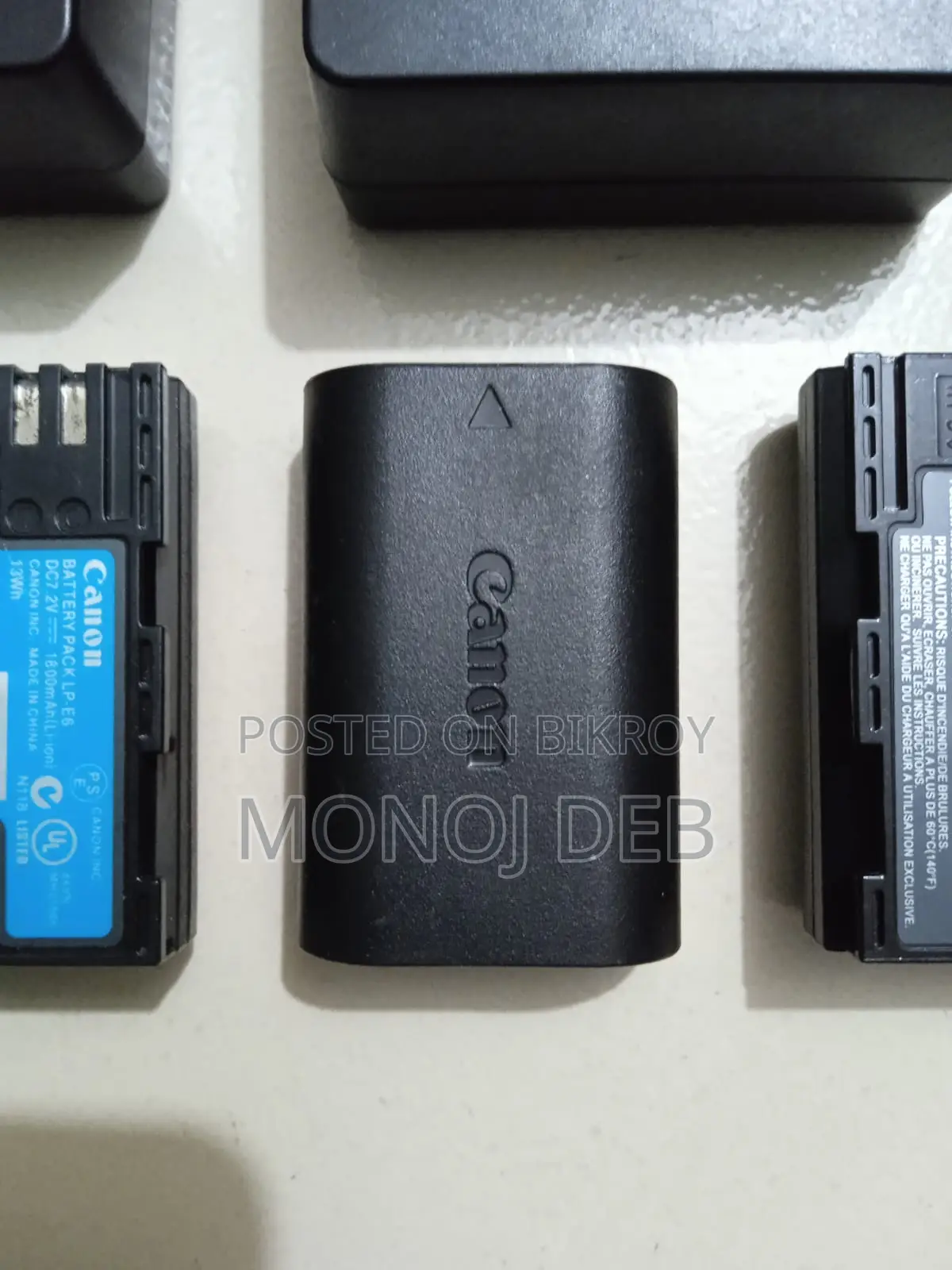৪টা Canon Lp-E6 ব্যাটারি + ২টা চার্জার
