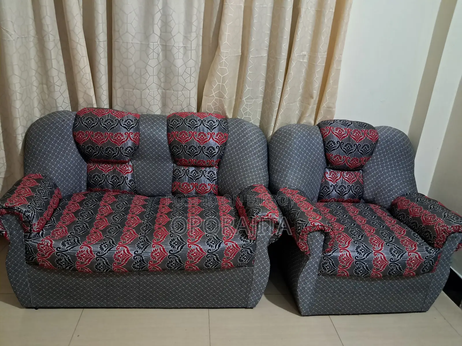 Sofa Set Urgent Sell