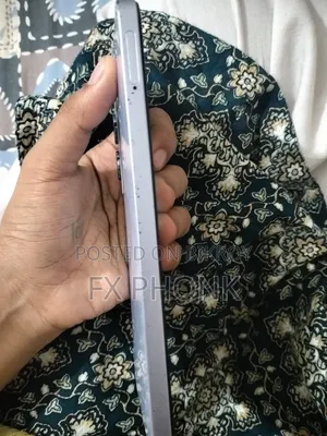 রিয়েলমি সি৭৫ ১২৮ জিবি পার্পল