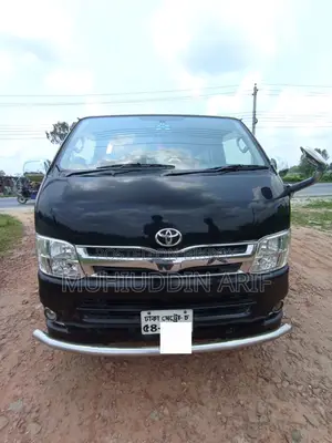 Toyota Grand HiAce 2002 Black