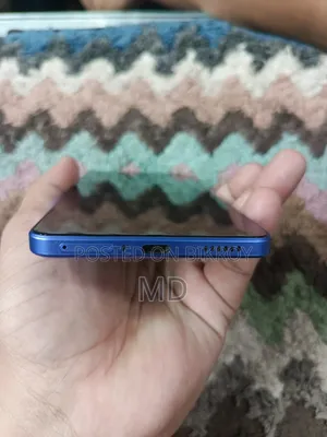 iQOO 128 GB Blue