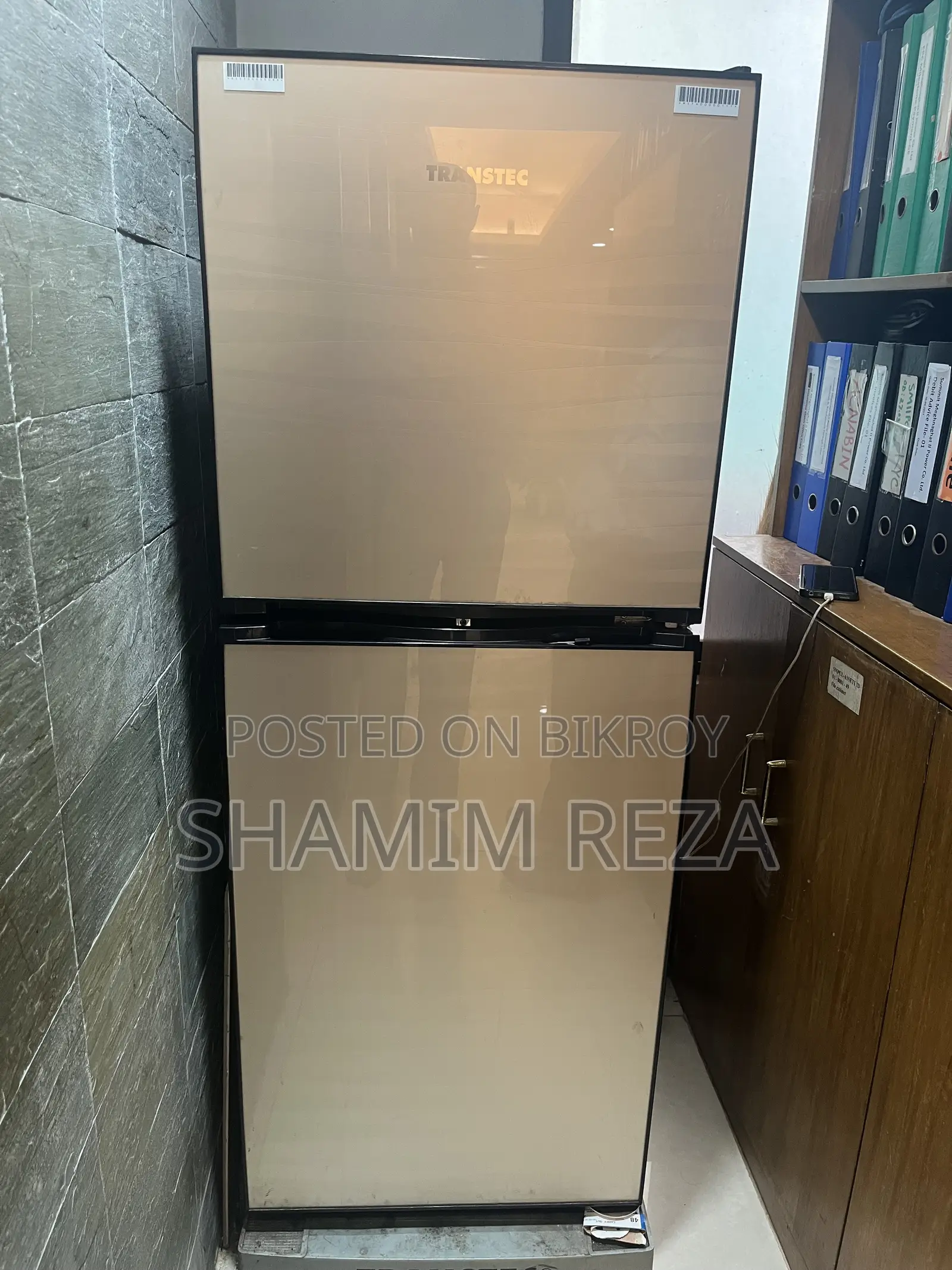 ট্রান্সটেক ব্র‍্যন্ডের পুরনো ফ্রিজ