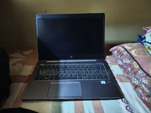 Laptop HP ZBook Studio G8 8GB Intel Core I5 SSD 256GB