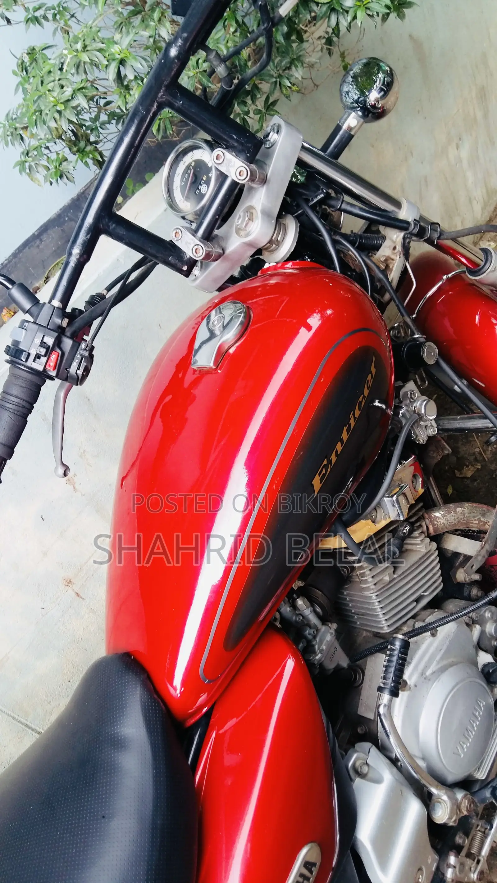 Yamaha 2006 Red
