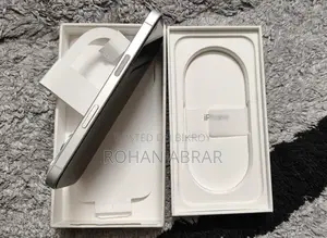 Apple iPhone 16 128 GB White