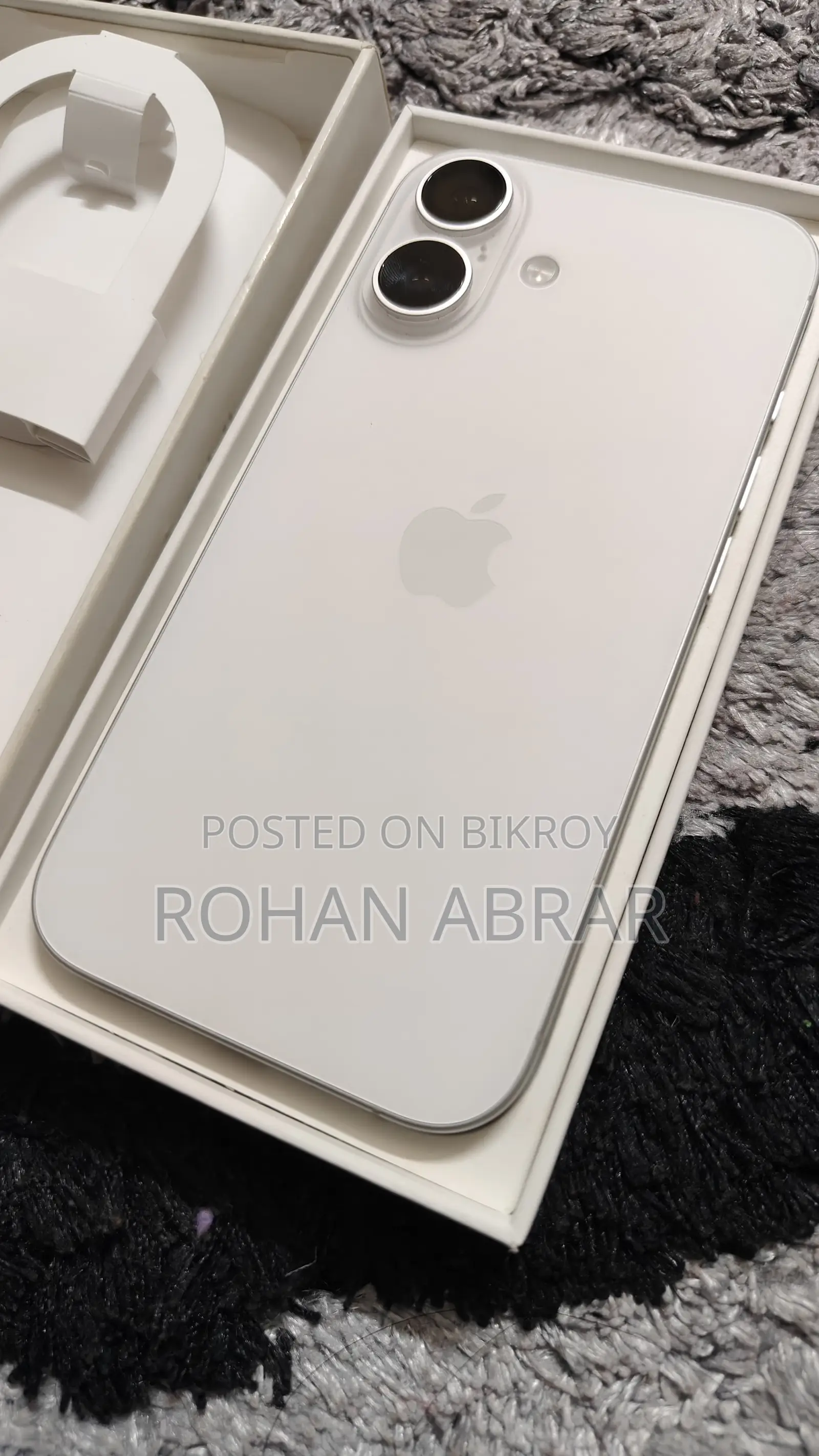 Apple iPhone 16 128 GB White