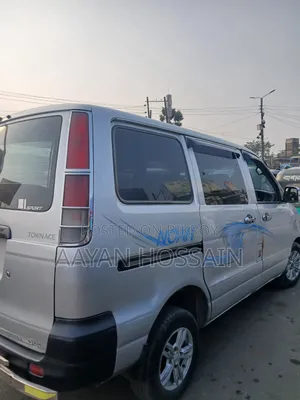 Toyota Noah 2005 Silver