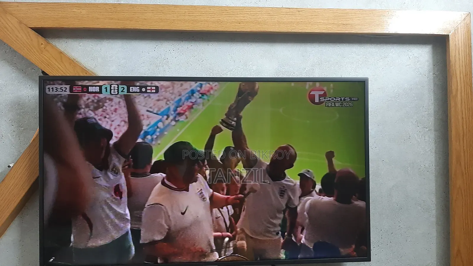 স্যামসাং ৪৩" ইউএইচডি স্মার্ট টিভি
