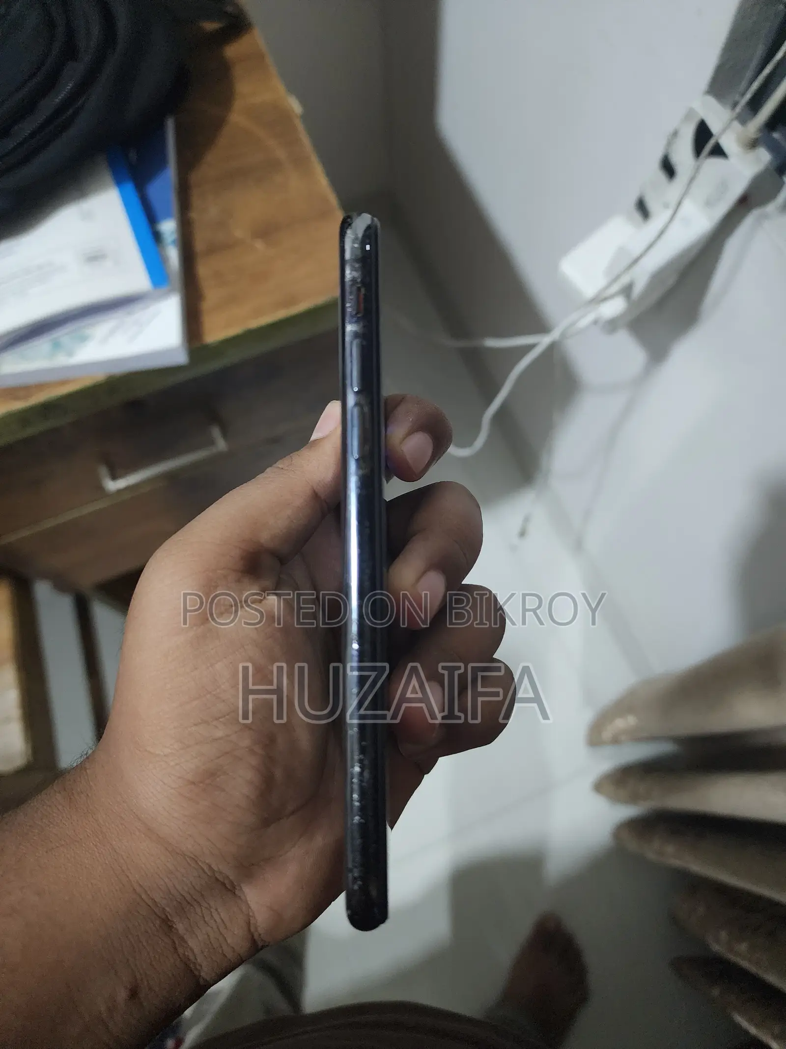 অ্যাপল আইফোন এক্স ২৫৬ জিবি ব্ল্যাক