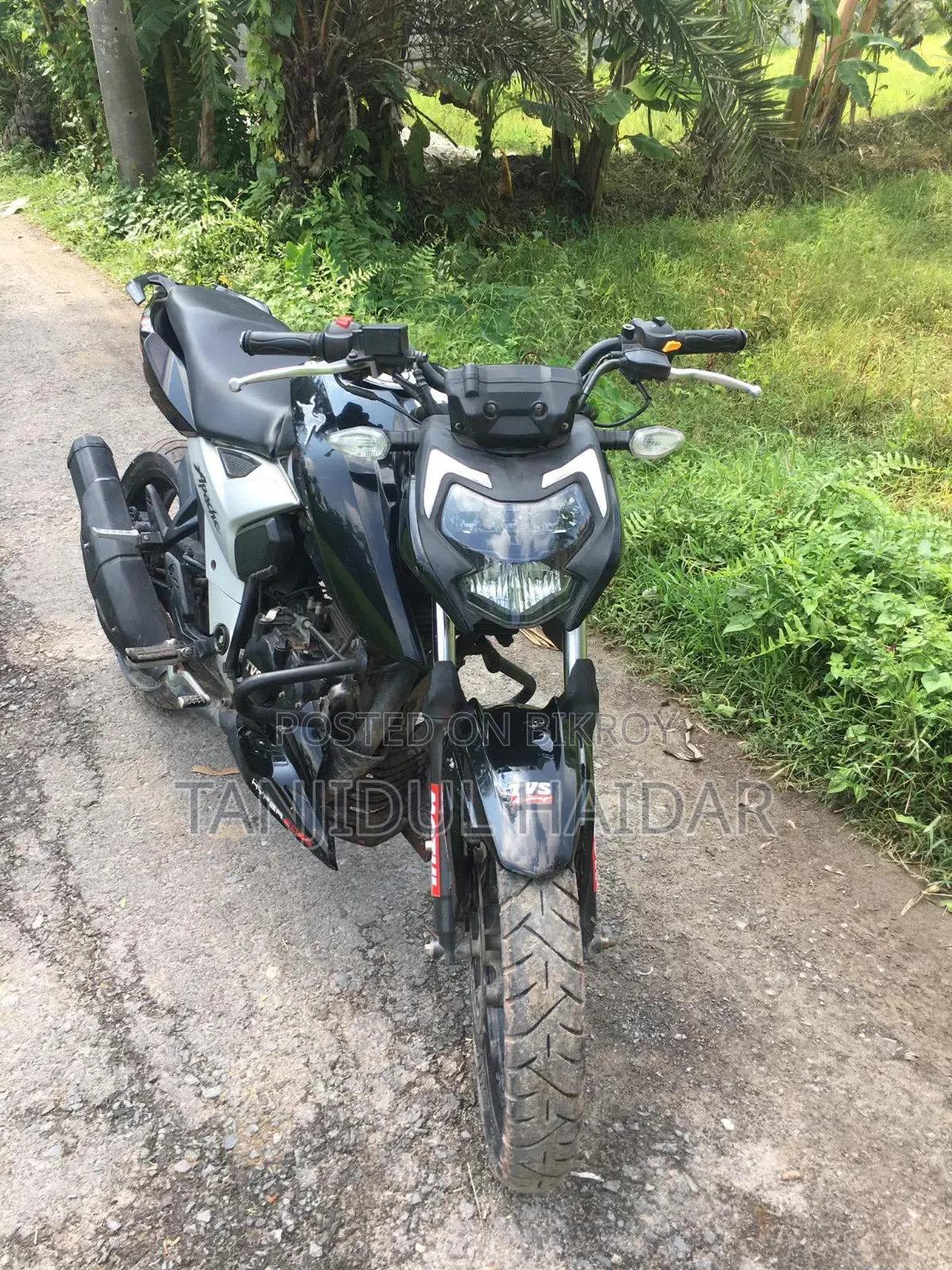 TVS Apache RTR 160 4V 2021 Black