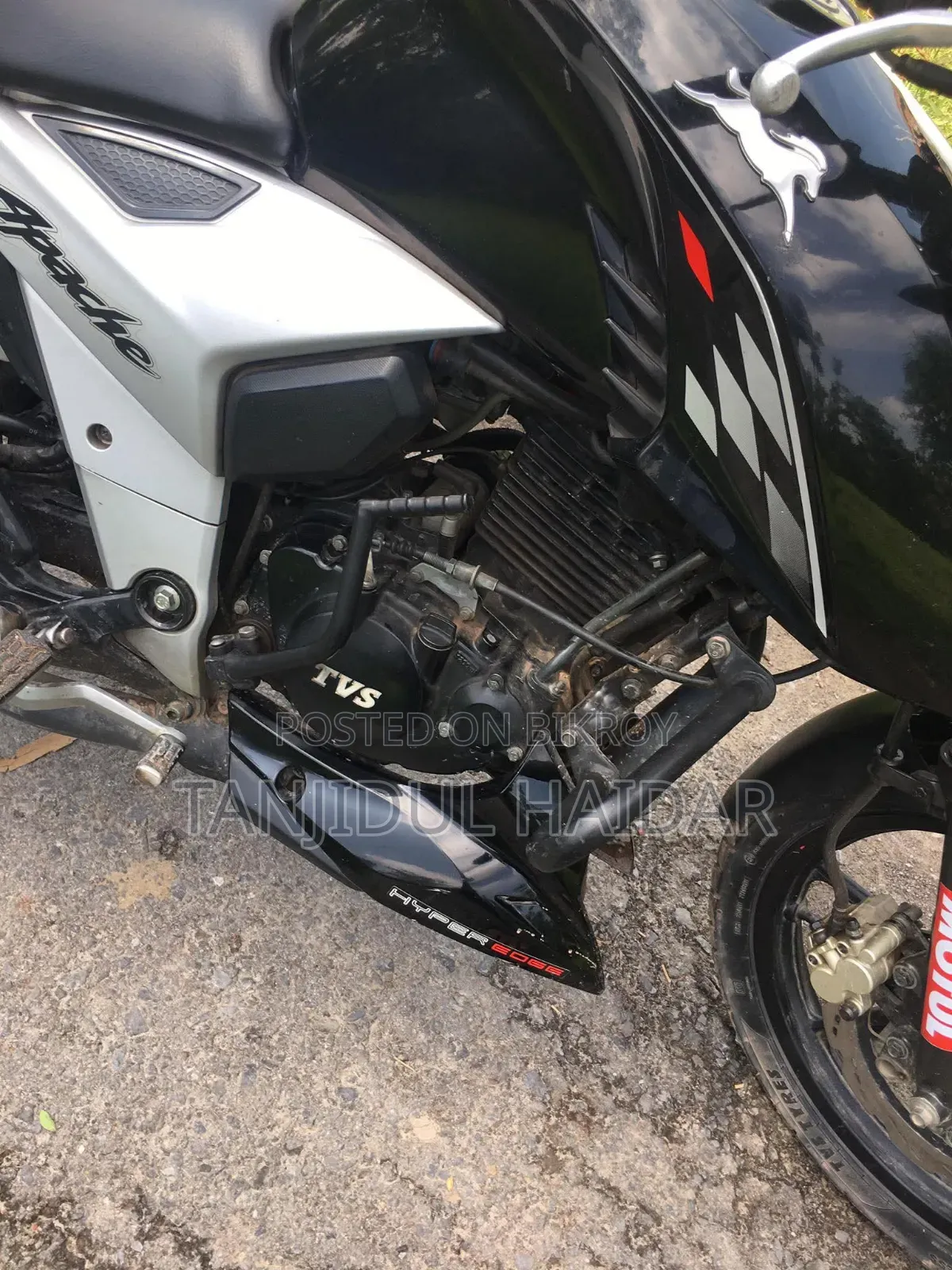 TVS Apache RTR 160 4V 2021 Black