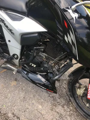 TVS Apache RTR 160 4V 2021 Black