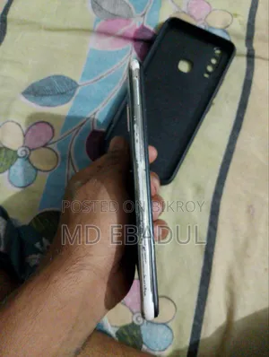 Vivo Y17 256 GB