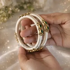 হ্যান্ড মেড চুড়ি