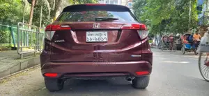 Honda Vezel 1.5 2WD 2015 Maroon
