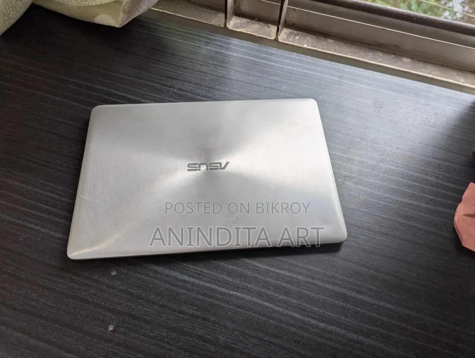 Laptop Asus VivoBook X540SA 4GB Intel Core i5 SSD 256GB