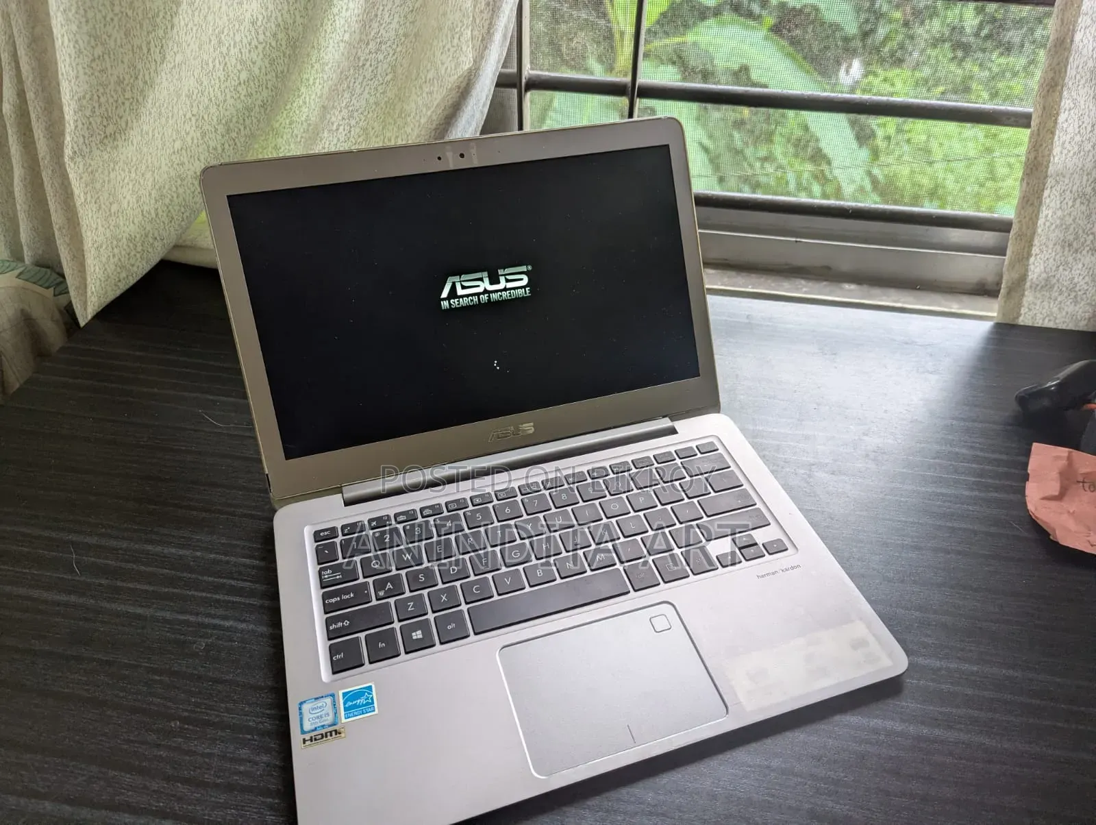 Laptop Asus VivoBook X540SA 4GB Intel Core i5 SSD 256GB