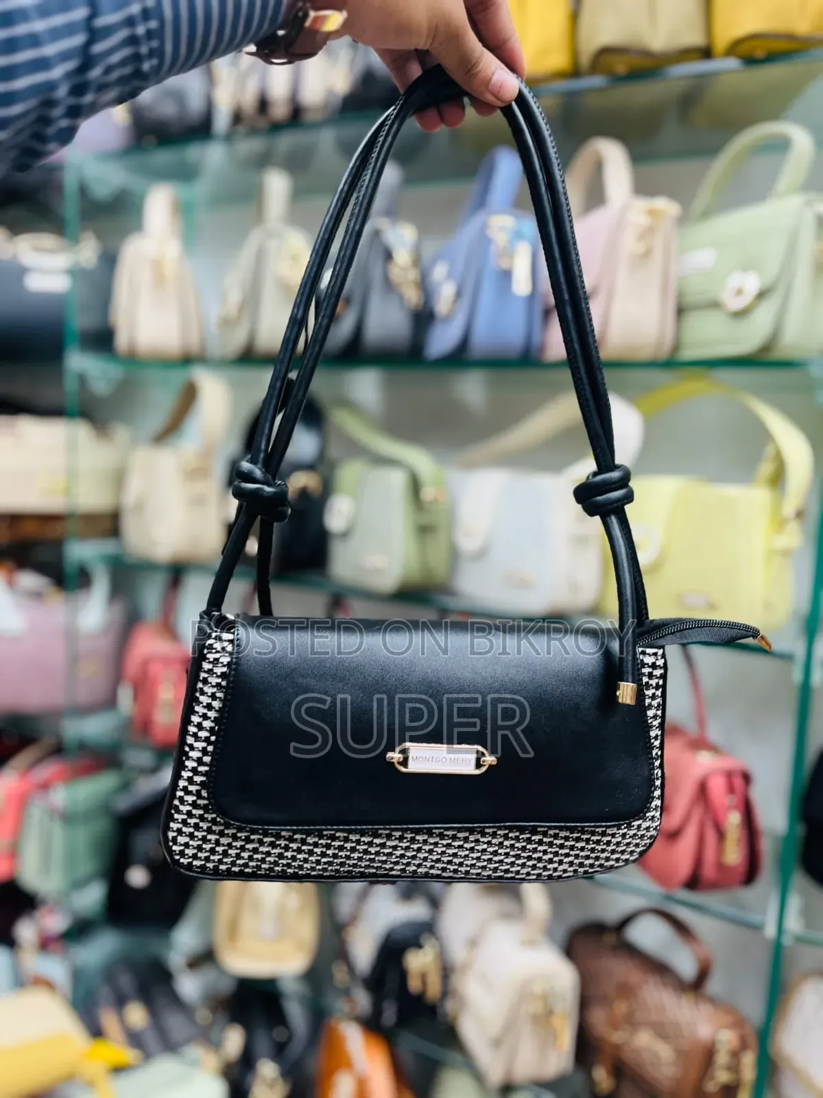 RooStyle Signature Kangaroo | Stylish Flap Ladies Bag