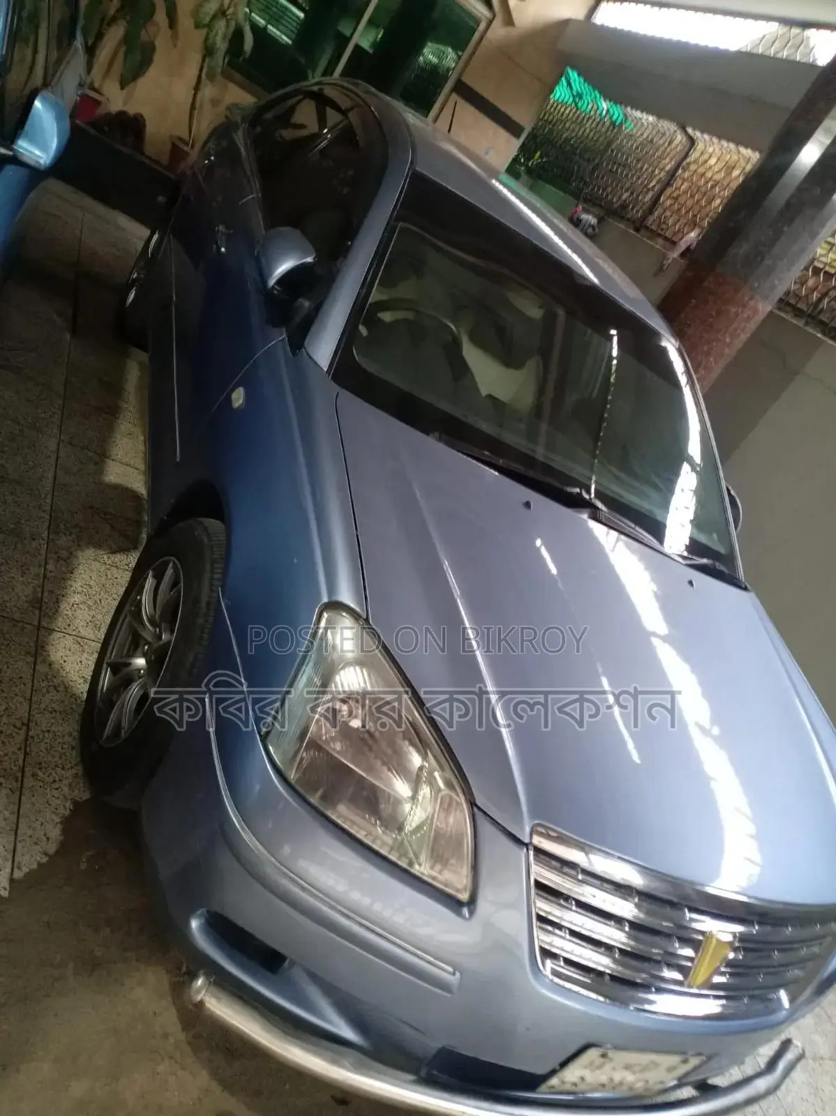 টয়োটা প্রিমিও ২০০৩ নীল
