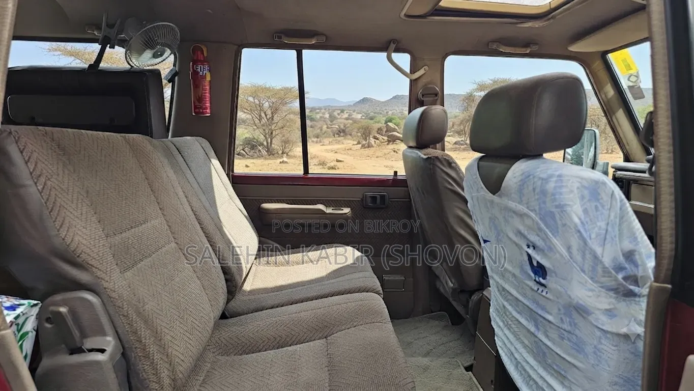 Toyota Land Cruiser 1996 Red