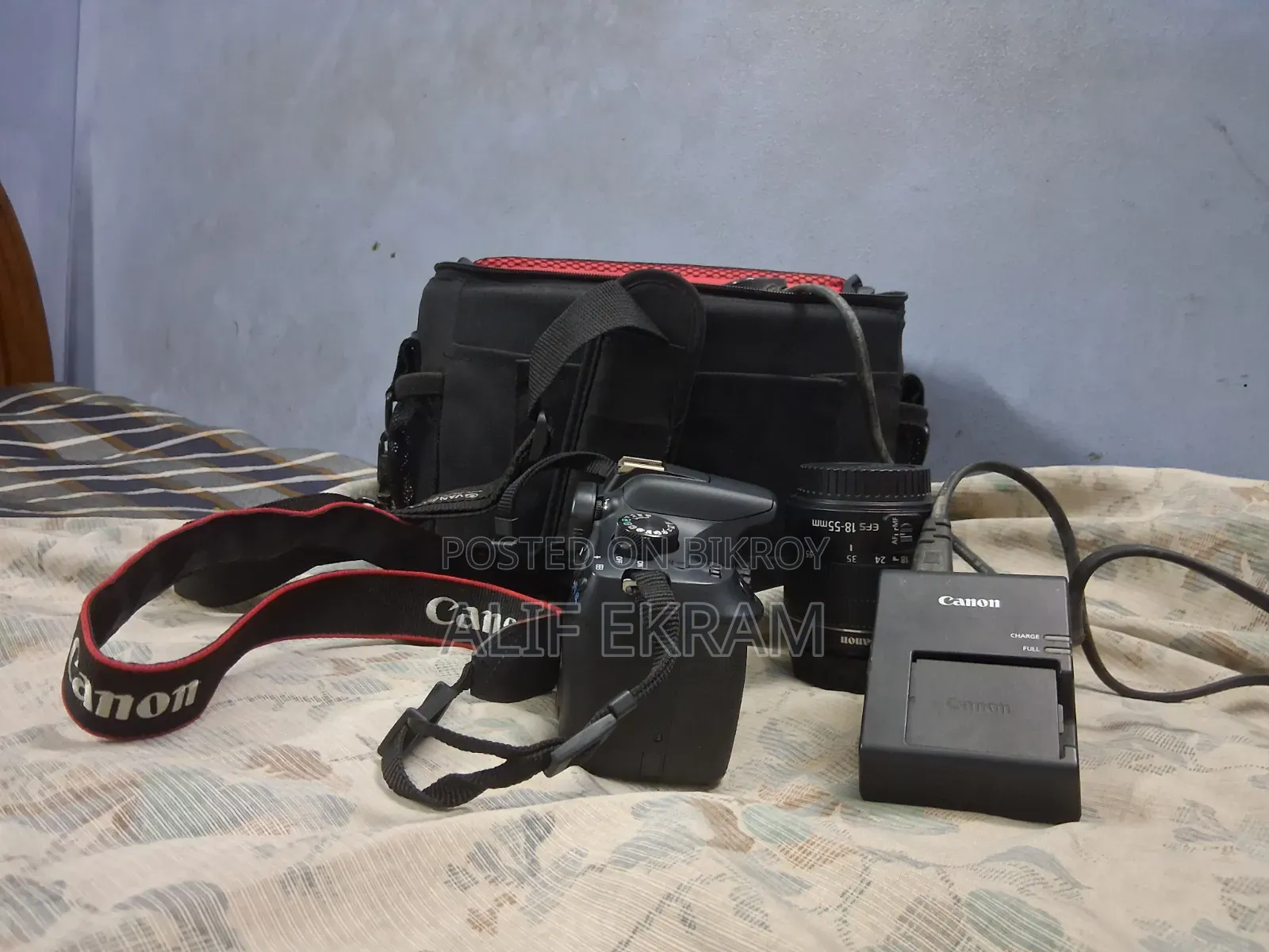 Canon EOS 1300 D