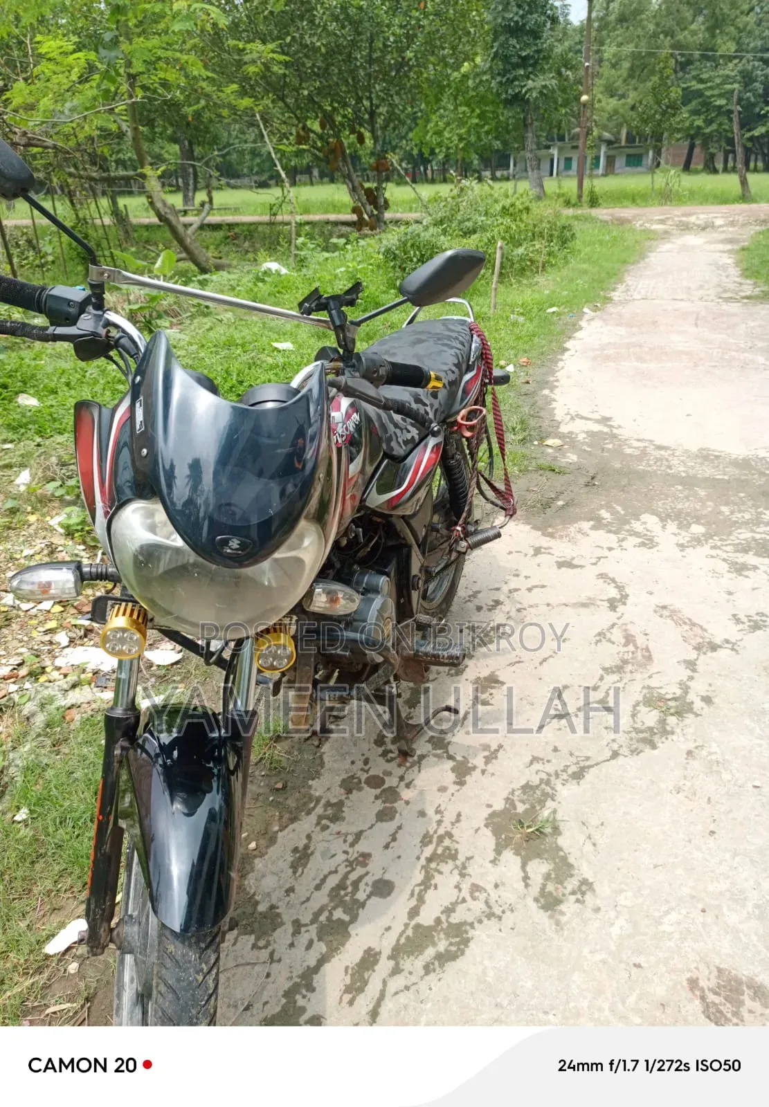 বাজাজ ডিসকভার ১০০ ২০১৩ কালো