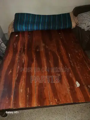 ১০০% কেরোসিন কাঠের খাট (যাদের পিঠে ব্যথা তাদের জন্য) অত্যন্ত মজবুত