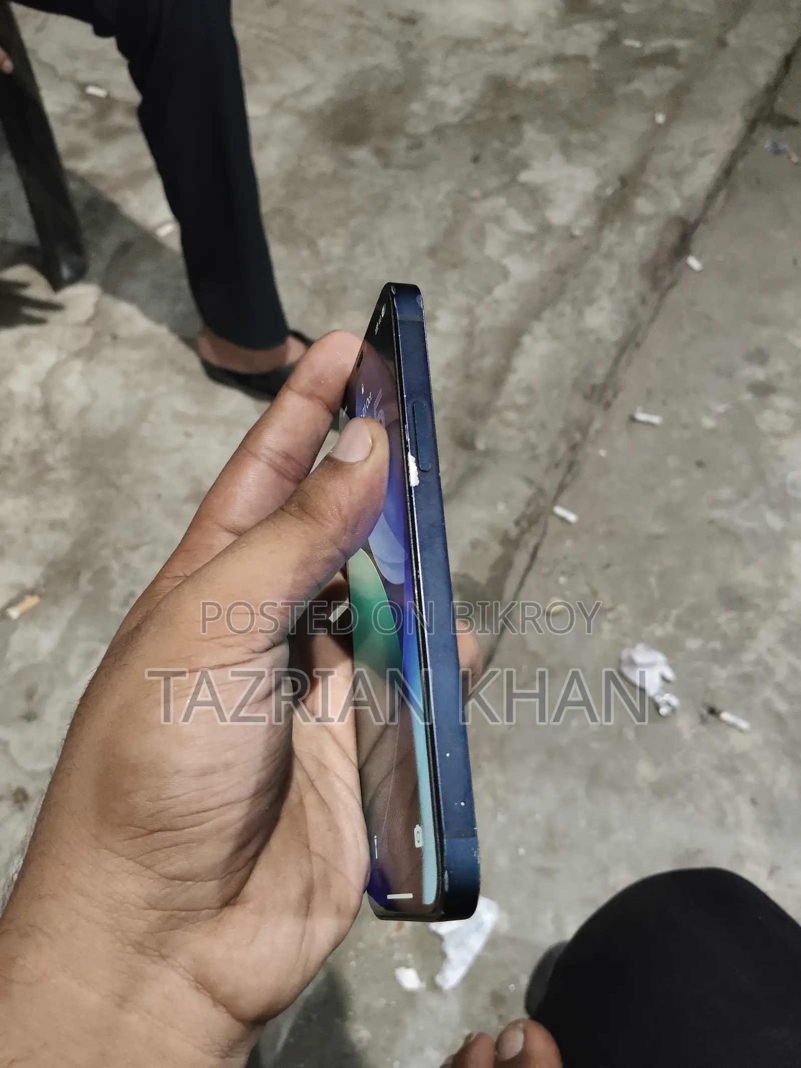 অ্যাপল আইফোন ১২ ৬৪ জিবি ব্ল্যাক