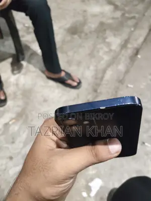 অ্যাপল আইফোন ১২ ৬৪ জিবি ব্ল্যাক