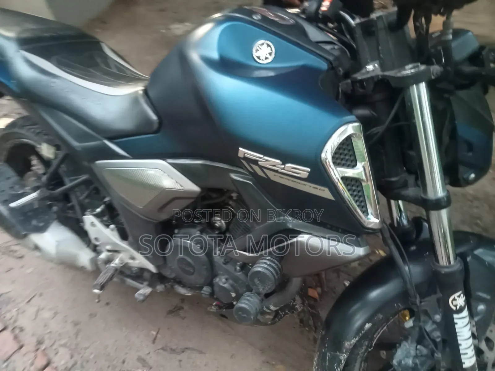 Yamaha FZ 2018 Blue