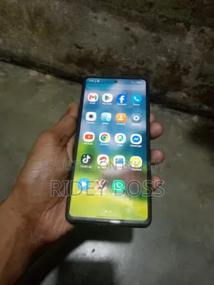 নতুন স্যামসাং গ্যালাক্সি এ৫২ ১২৮ জিবি কালো