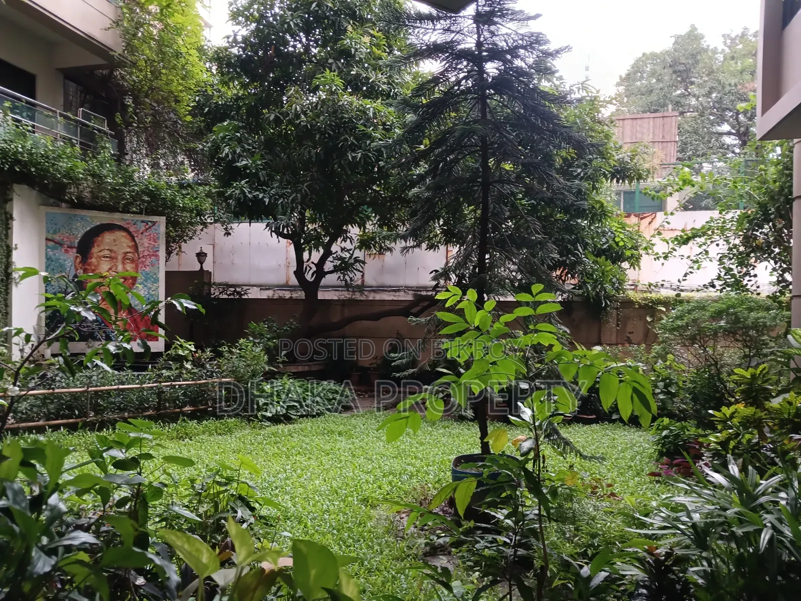 4-bedroom Apartment in Gulshan for rent