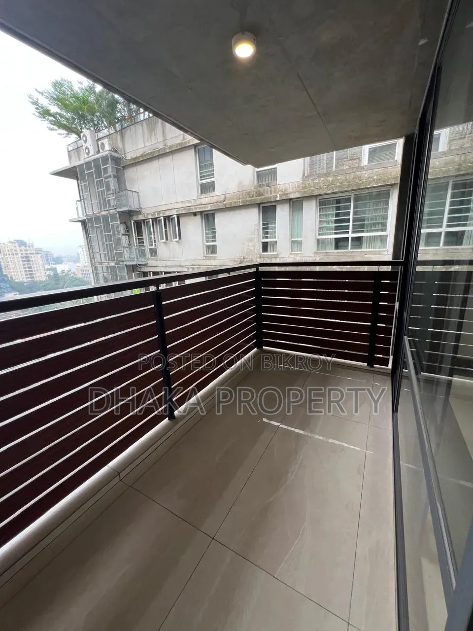 4-bedroom Apartment in Gulshan for rent