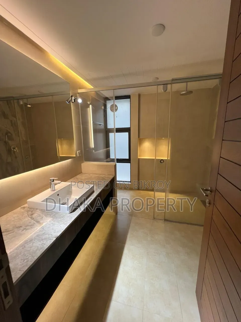 4-bedroom Apartment in Gulshan for rent