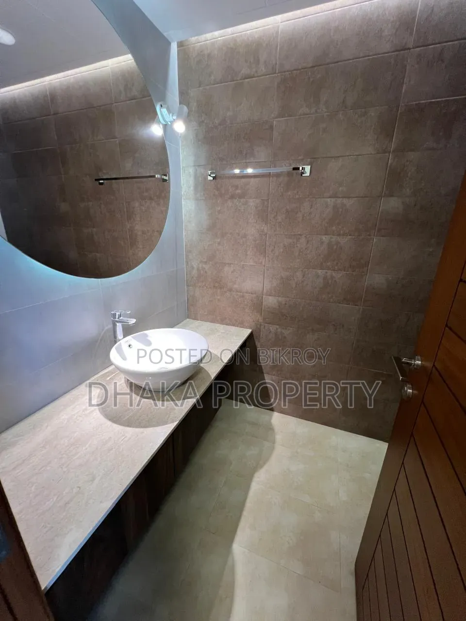 4-bedroom Apartment in Gulshan for rent