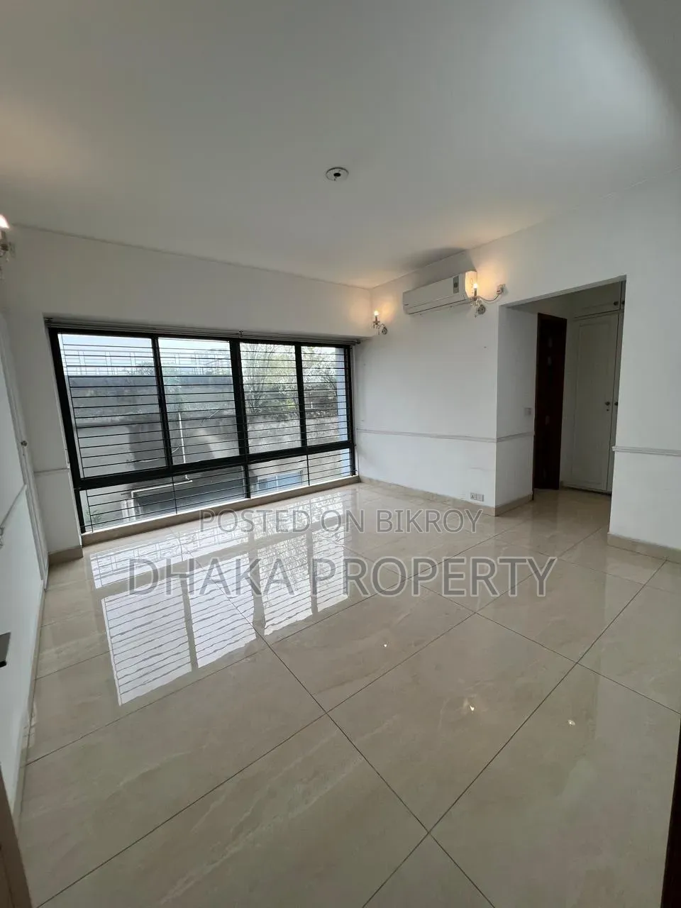 4-bedroom Apartment in Gulshan for rent