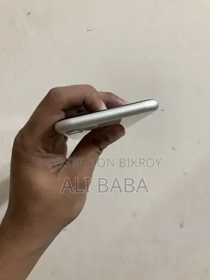 Apple iPhone 11 64 GB White