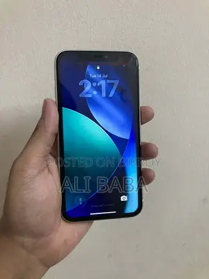 Apple iPhone 11 64 GB White
