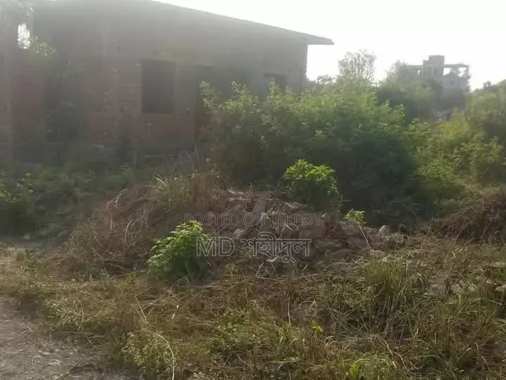 ৫ শতাংশ একটা জমি বিক্রি করা হবে