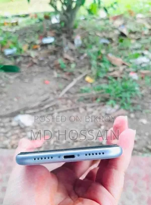 অ্যাপল আইফোন ১১ ৬৪ জিবি ব্লু