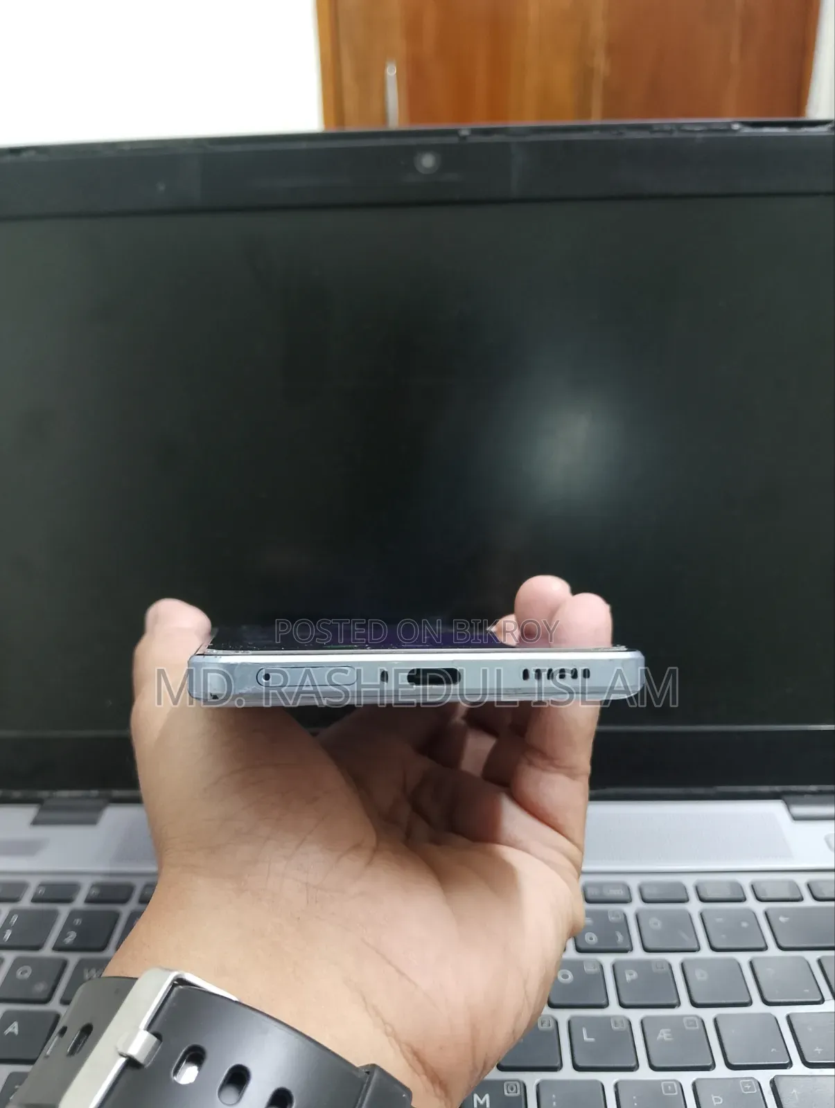 iQOO 256 GB Blue