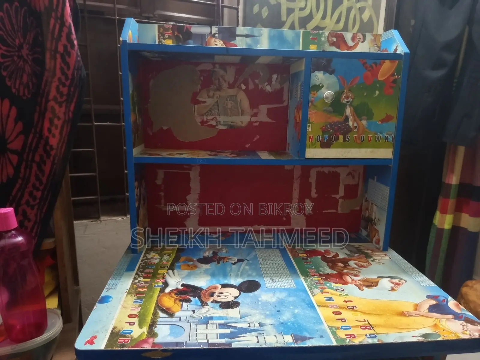 Reading Table